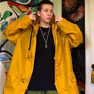 BANANA REPUBLIC ORIGINAL CLASSICS RAIN COAT